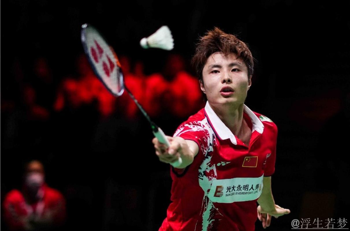 中国羽毛球公开赛男单四强对决：周天成迎战石宇奇