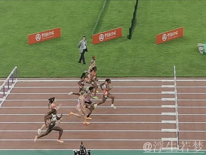 “钻石”选手亮相柯桥少体校